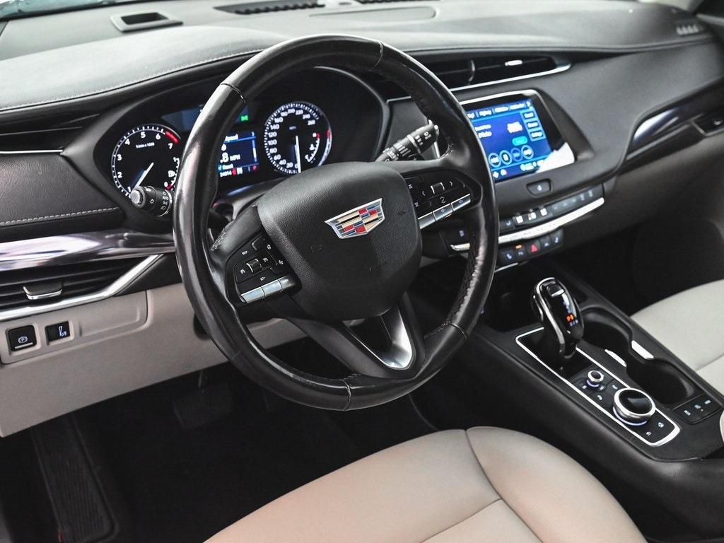 used 2023 Cadillac XT4 car, priced at $32,990