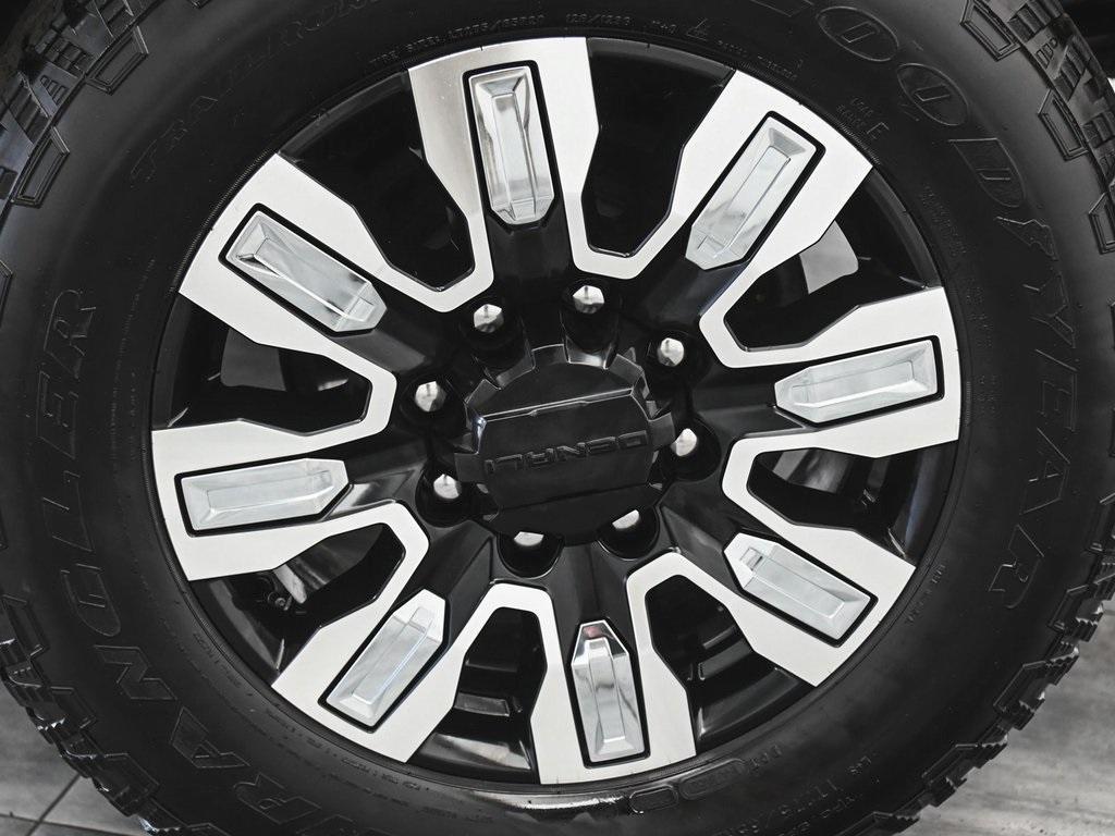 used 2024 GMC Sierra 2500 car, priced at $72,590