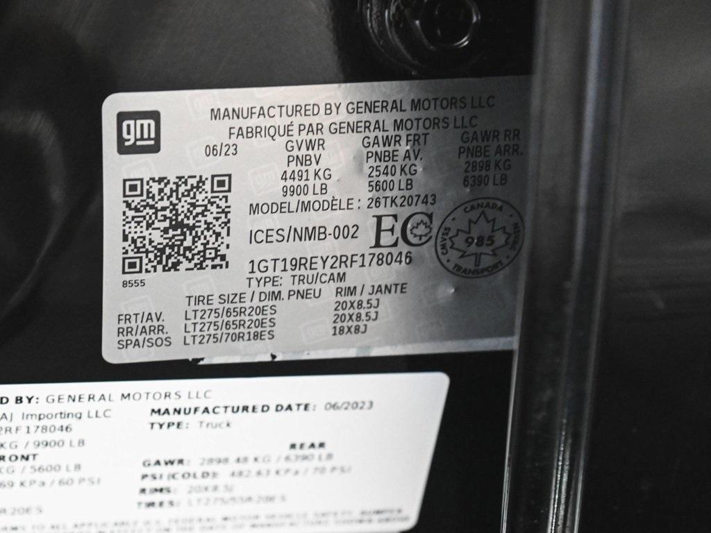 used 2024 GMC Sierra 2500 car, priced at $72,590