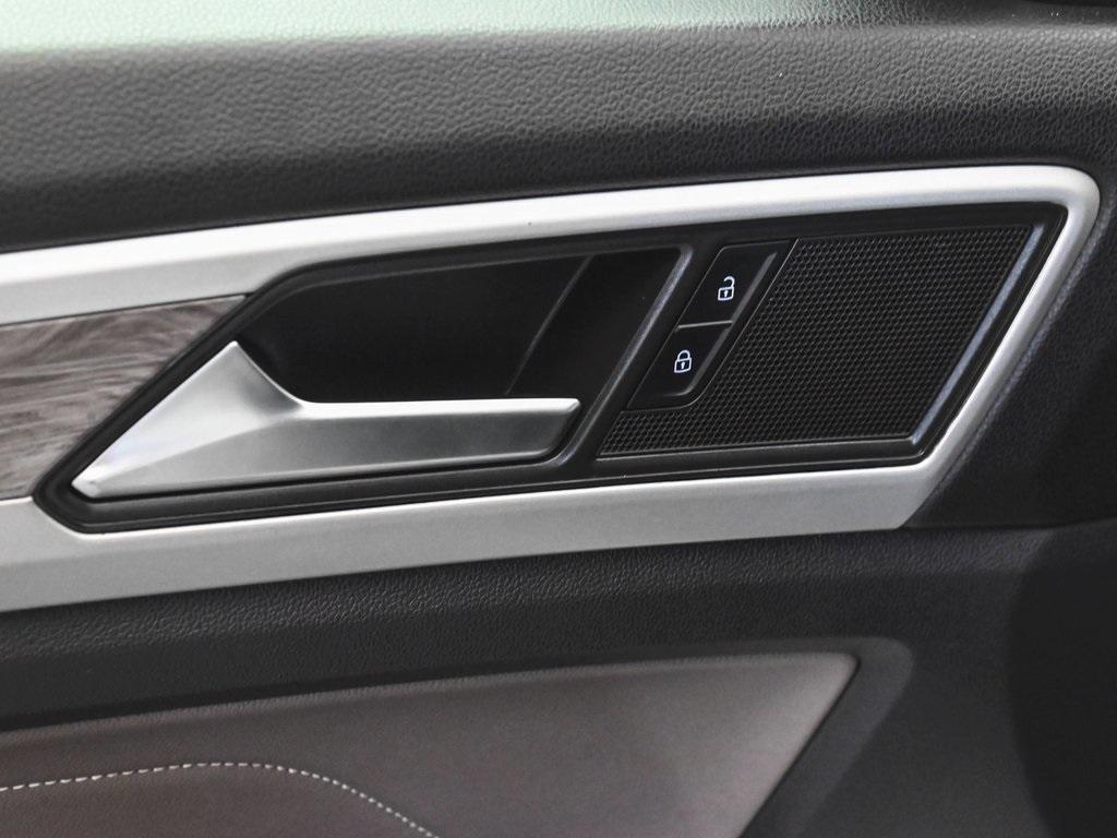 used 2022 Volkswagen Atlas Cross Sport car, priced at $25,990