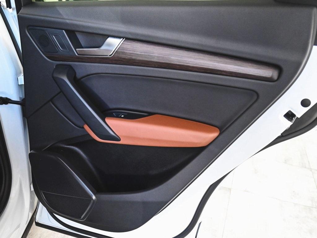 used 2022 Audi Q5 e car, priced at $21,595