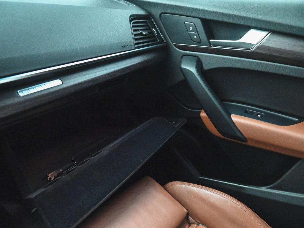 used 2022 Audi Q5 e car, priced at $21,595