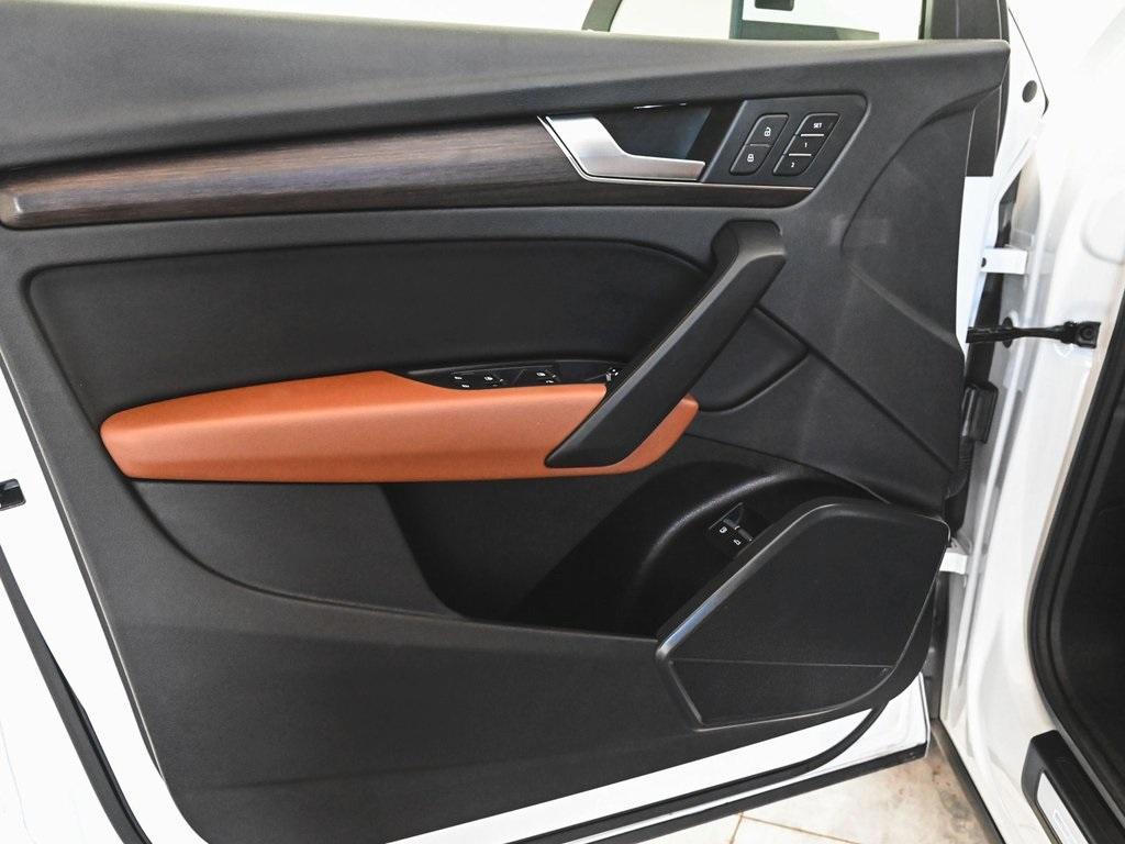 used 2022 Audi Q5 e car, priced at $21,595