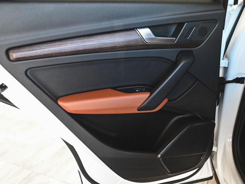 used 2022 Audi Q5 e car, priced at $21,595