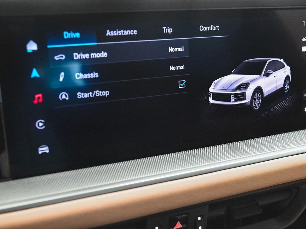 used 2024 Porsche Cayenne car, priced at $83,590