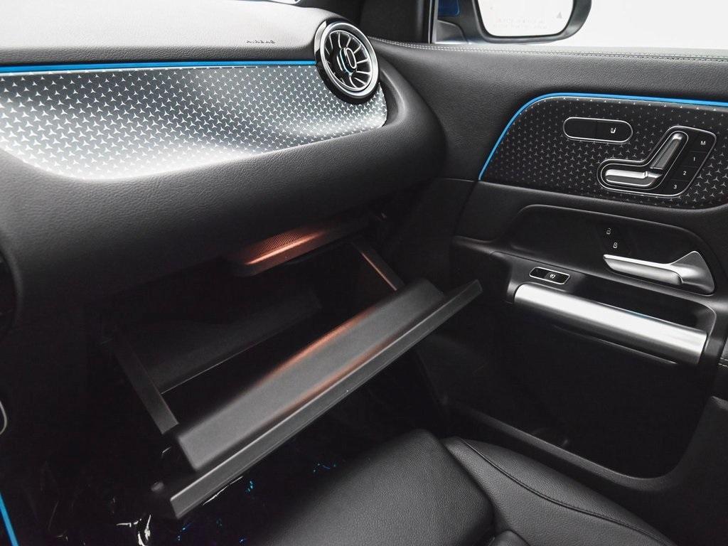 used 2025 Mercedes-Benz GLA 250 car, priced at $37,995