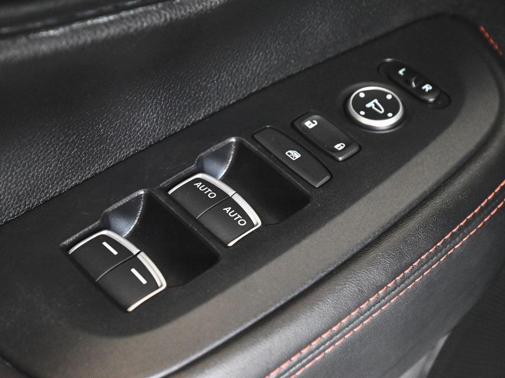 used 2025 Honda HR-V car, priced at $23,395