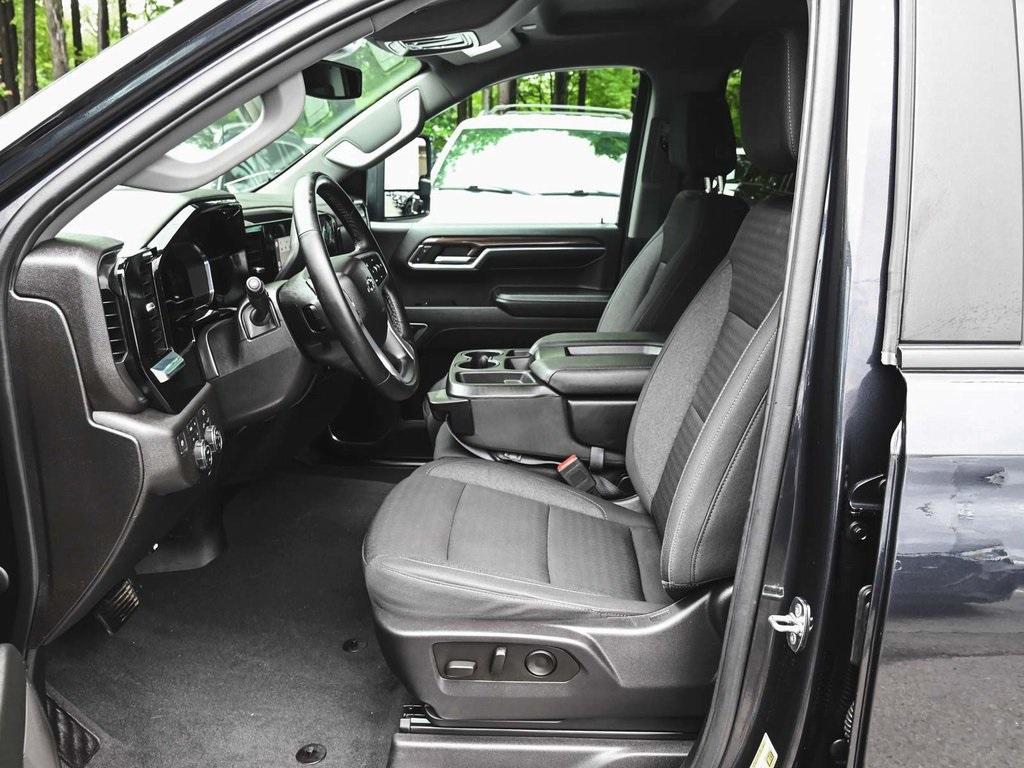 used 2024 Chevrolet Silverado 1500 car, priced at $44,590