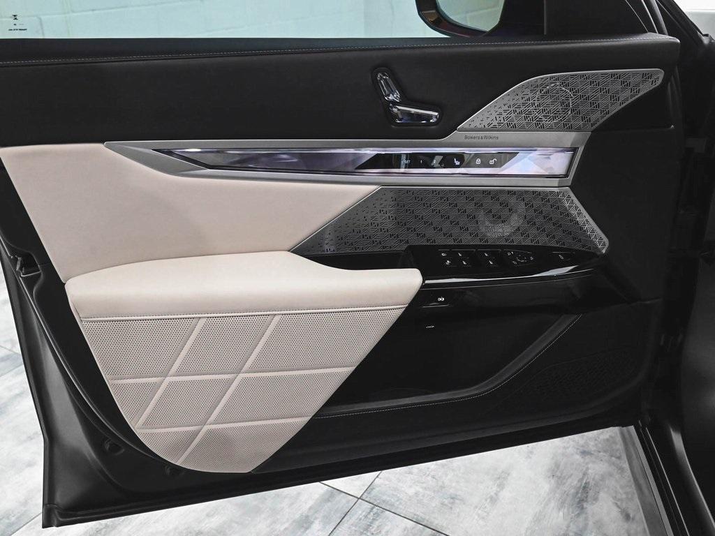 used 2023 BMW i7 car, priced at $65,995