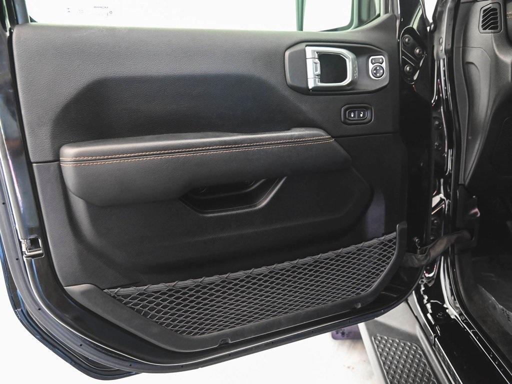 used 2021 Jeep Gladiator car, priced at $25,995