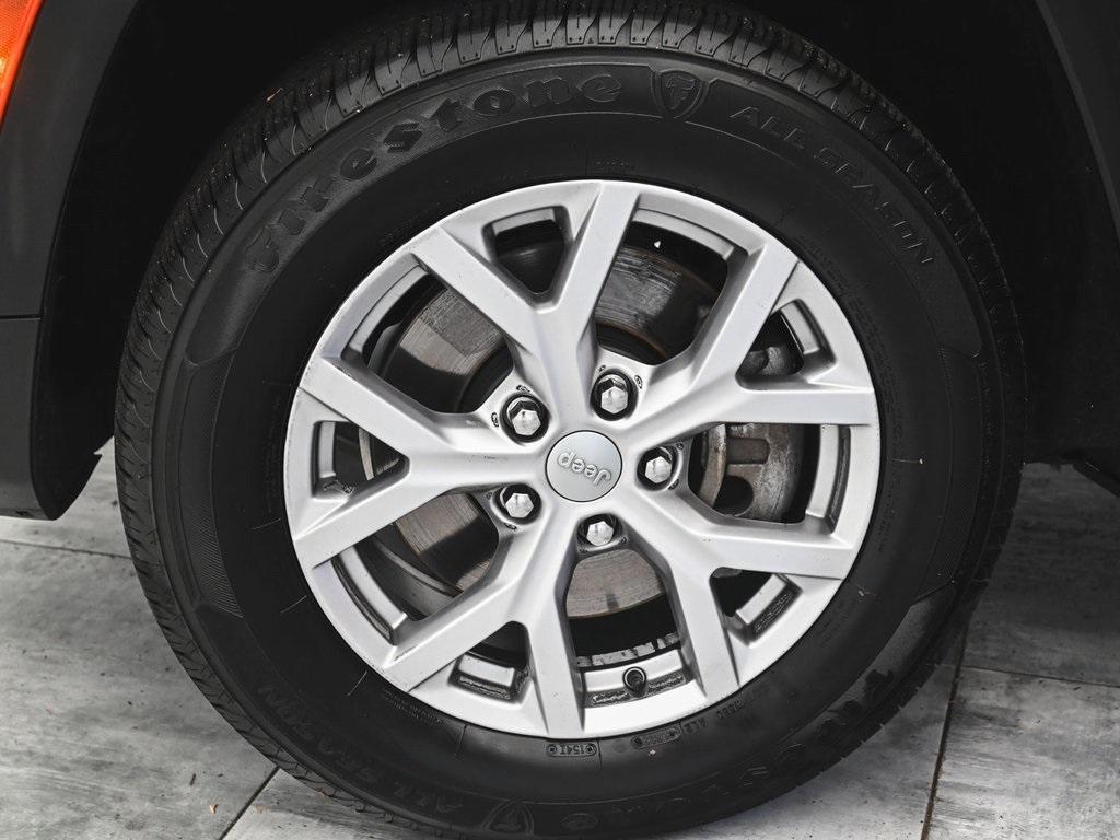 used 2021 Jeep Grand Cherokee L car, priced at $20,595