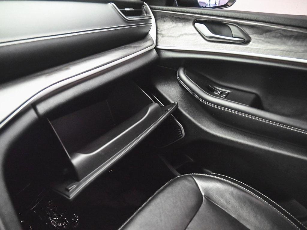 used 2021 Jeep Grand Cherokee L car, priced at $20,595