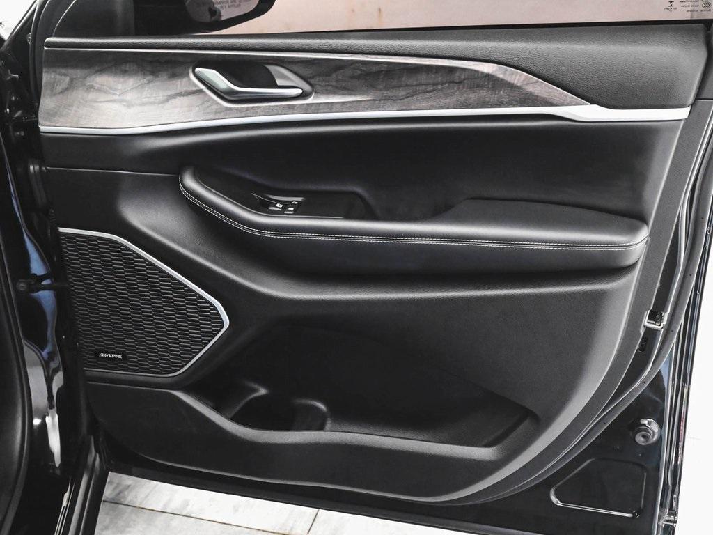 used 2021 Jeep Grand Cherokee L car, priced at $20,595