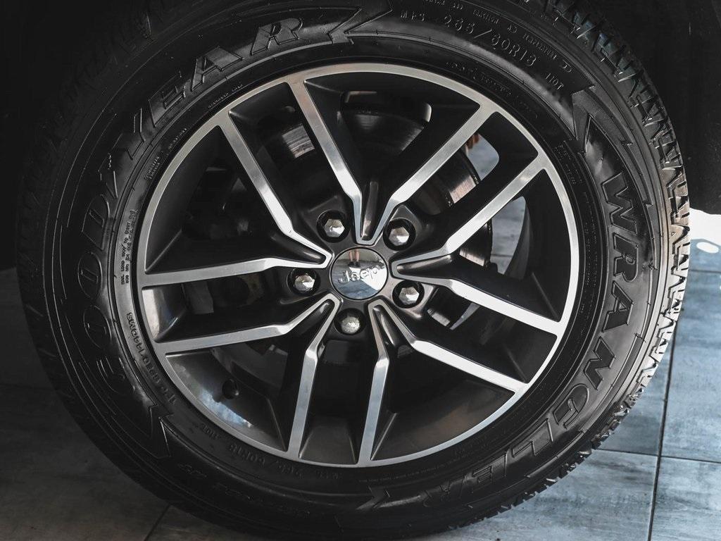 used 2018 Jeep Grand Cherokee car, priced at $16,490