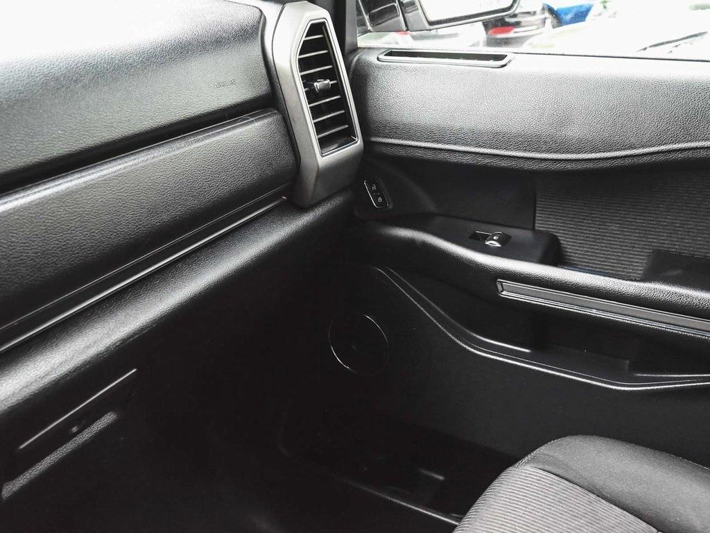 used 2018 Ford Expedition car, priced at $21,290