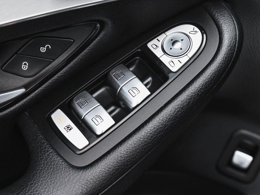 used 2019 Mercedes-Benz GLC 300 car, priced at $18,590