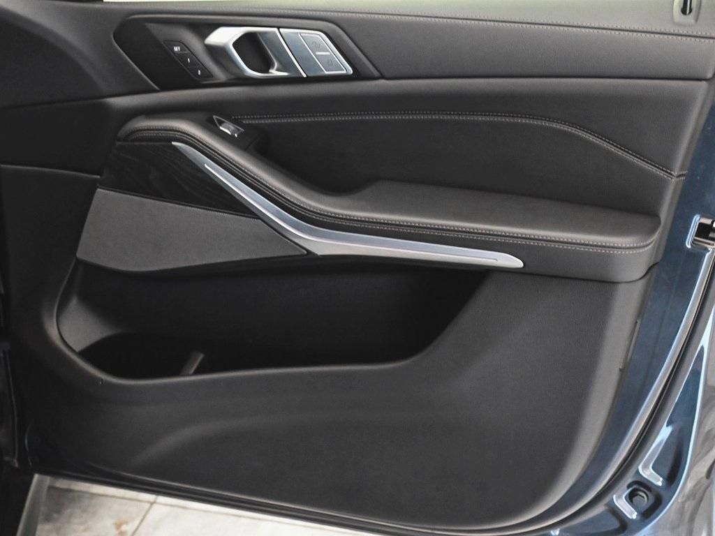 used 2022 BMW X7 car, priced at $45,595
