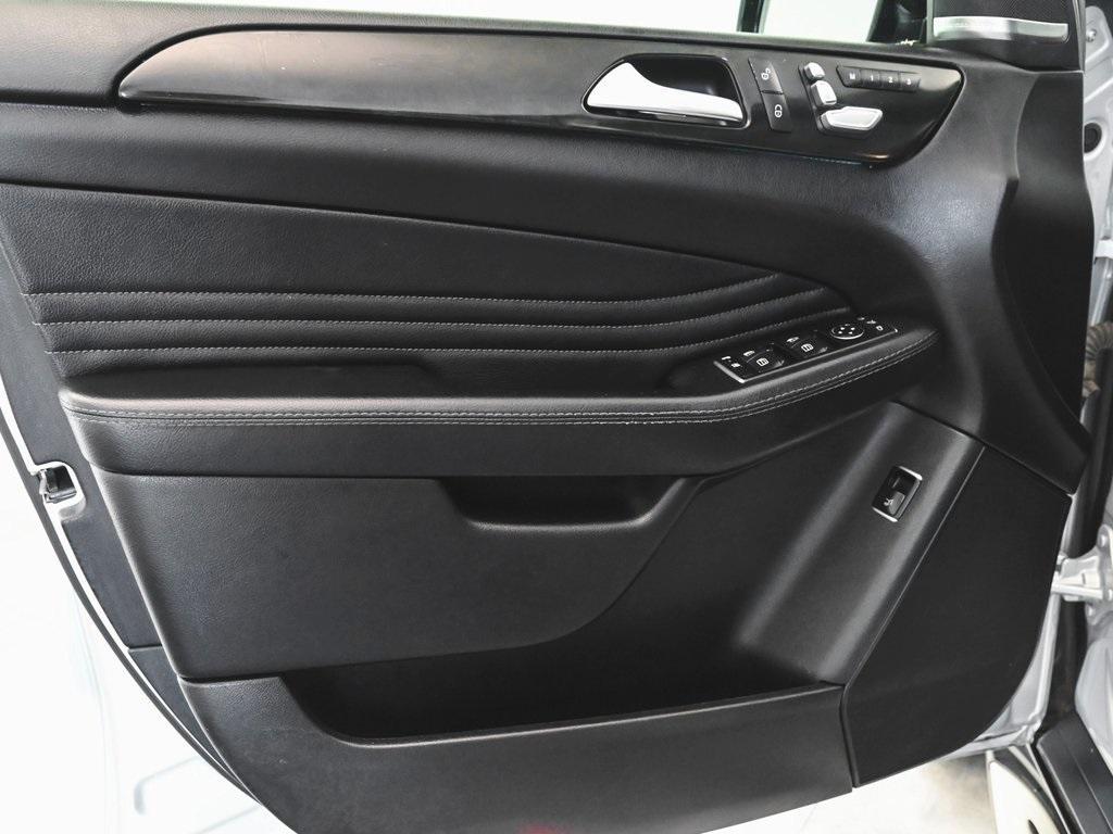 used 2019 Mercedes-Benz AMG GLE 43 car, priced at $31,990