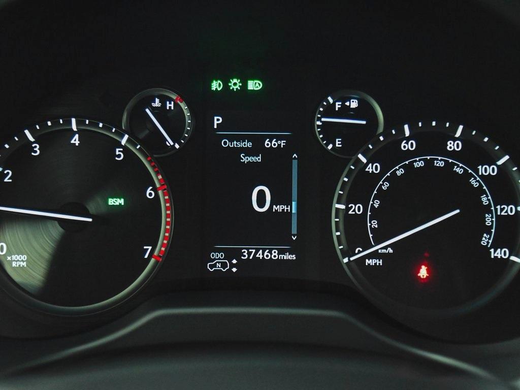 used 2022 Lexus GX 460 car, priced at $51,590