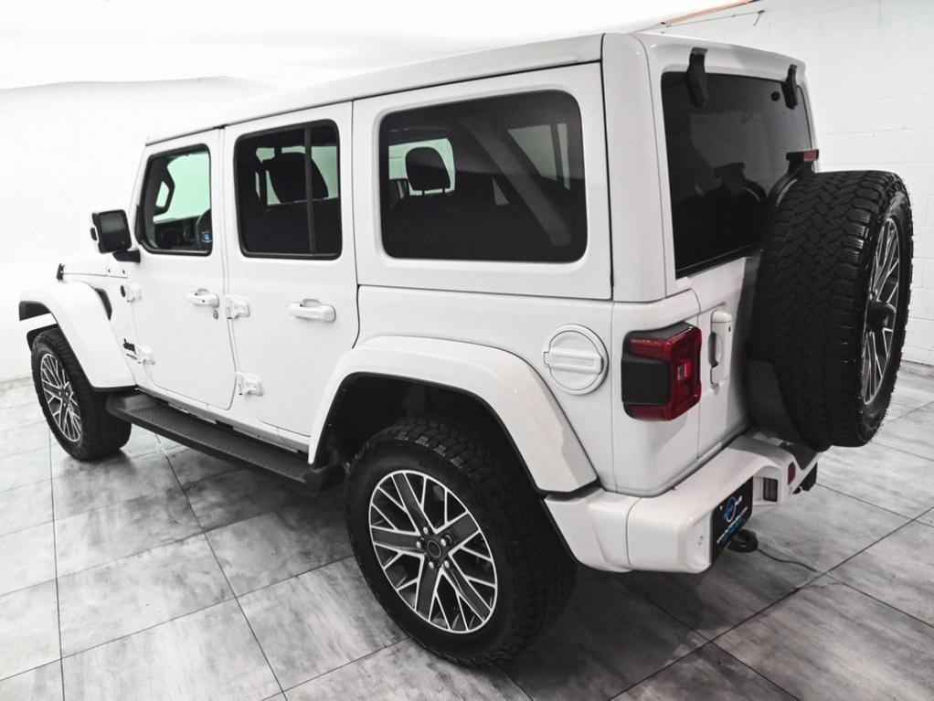 used 2021 Jeep Wrangler Unlimited car, priced at $32,390