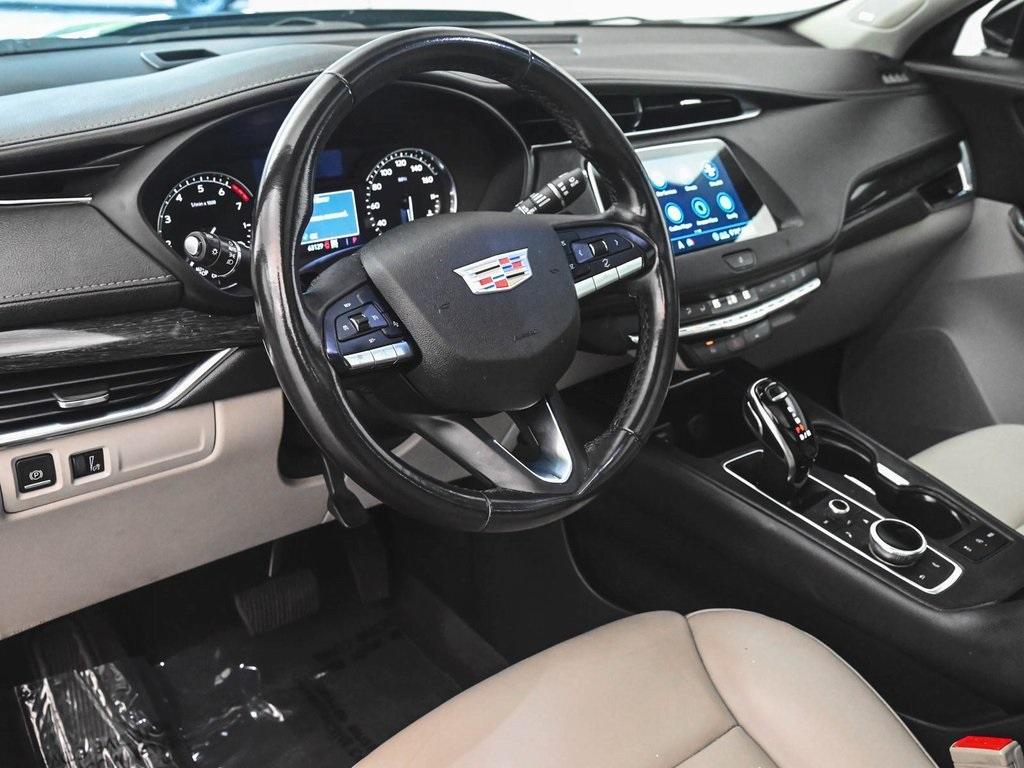 used 2020 Cadillac XT4 car, priced at $18,895