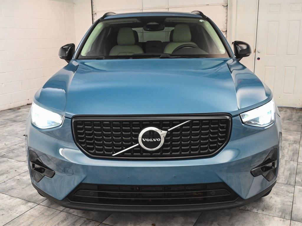 used 2023 Volvo XC40 car, priced at $32,590
