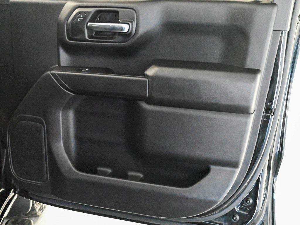 used 2022 Chevrolet Silverado 1500 car, priced at $32,990