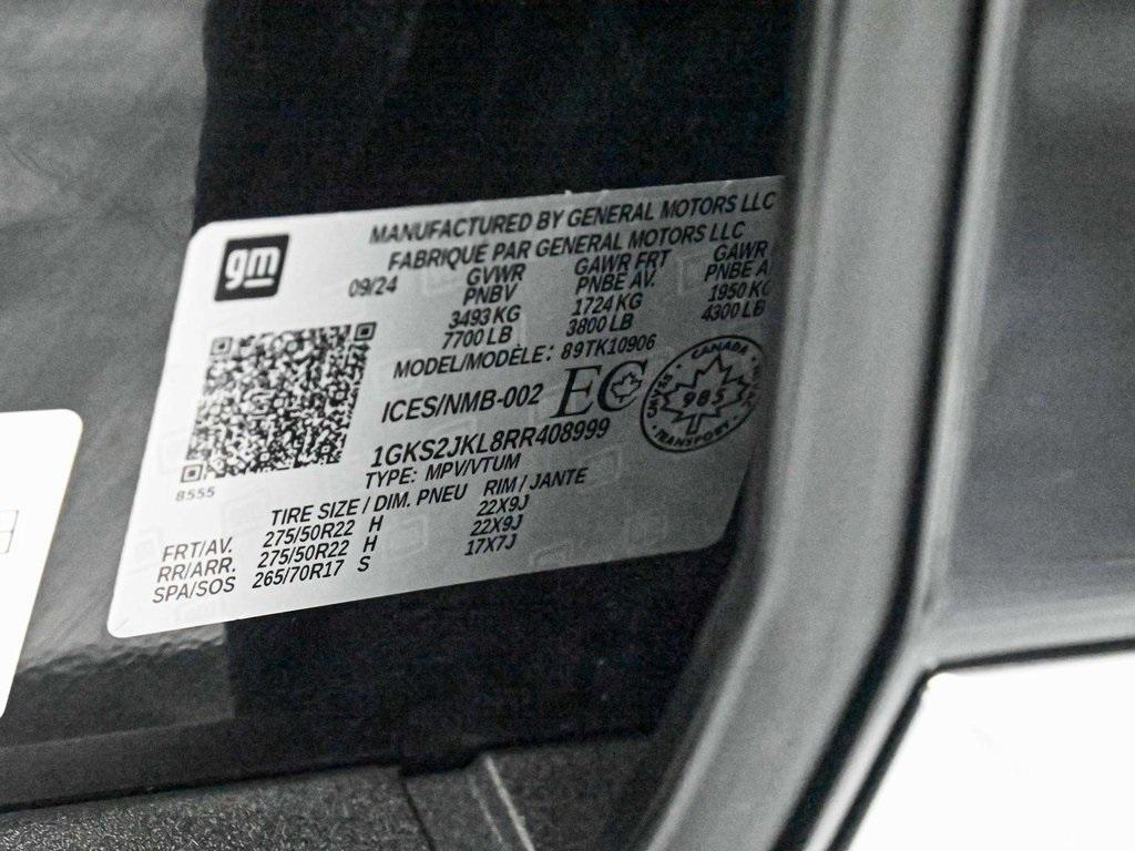 used 2024 GMC Yukon XL car, priced at $71,990