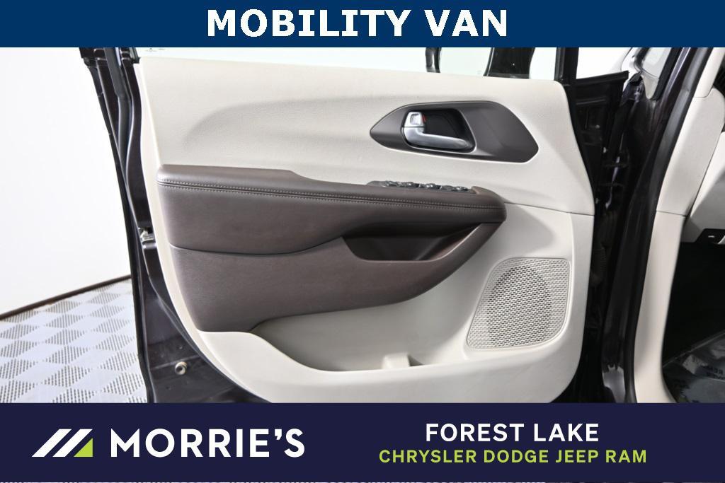 used 2018 Chrysler Pacifica car, priced at $11,990