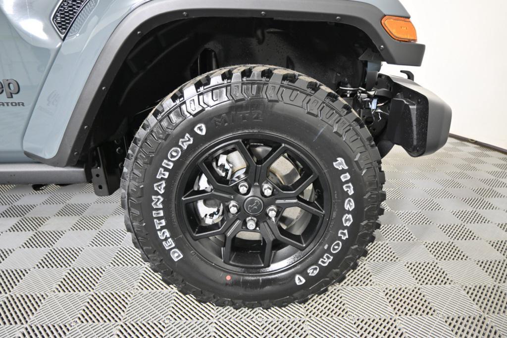 new 2025 Jeep Gladiator car, priced at $47,999
