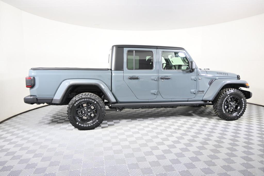 new 2025 Jeep Gladiator car, priced at $47,999