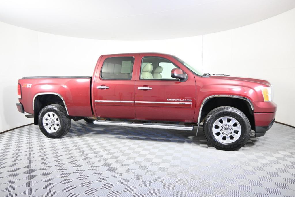 used 2014 GMC Sierra 2500 car, priced at $23,990