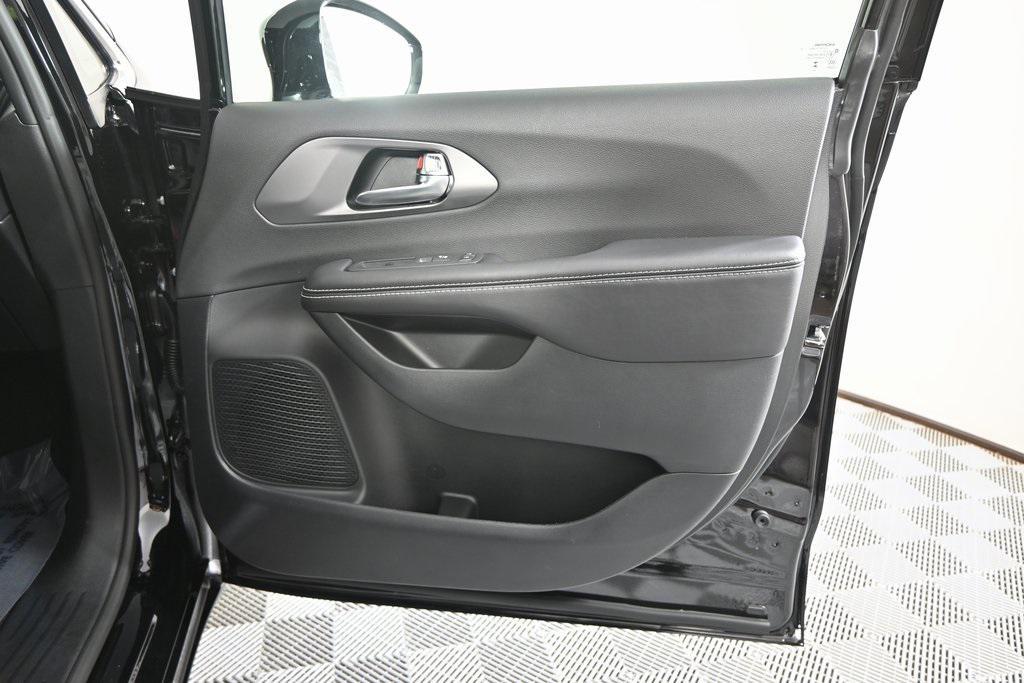 new 2026 Chrysler Pacifica car, priced at $42,299