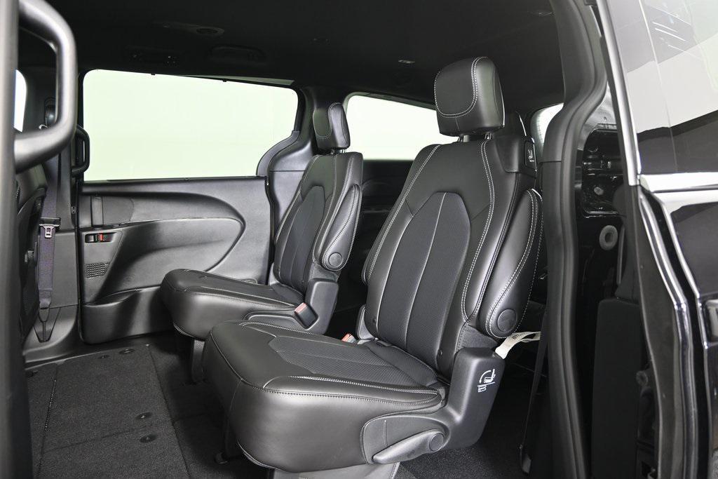 new 2026 Chrysler Pacifica car, priced at $42,299