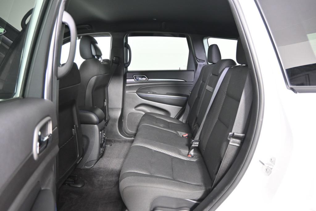 used 2018 Jeep Grand Cherokee car, priced at $17,195