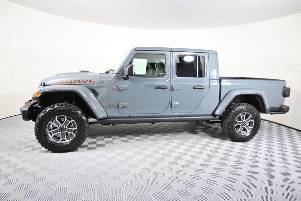new 2025 Jeep Gladiator car, priced at $60,570