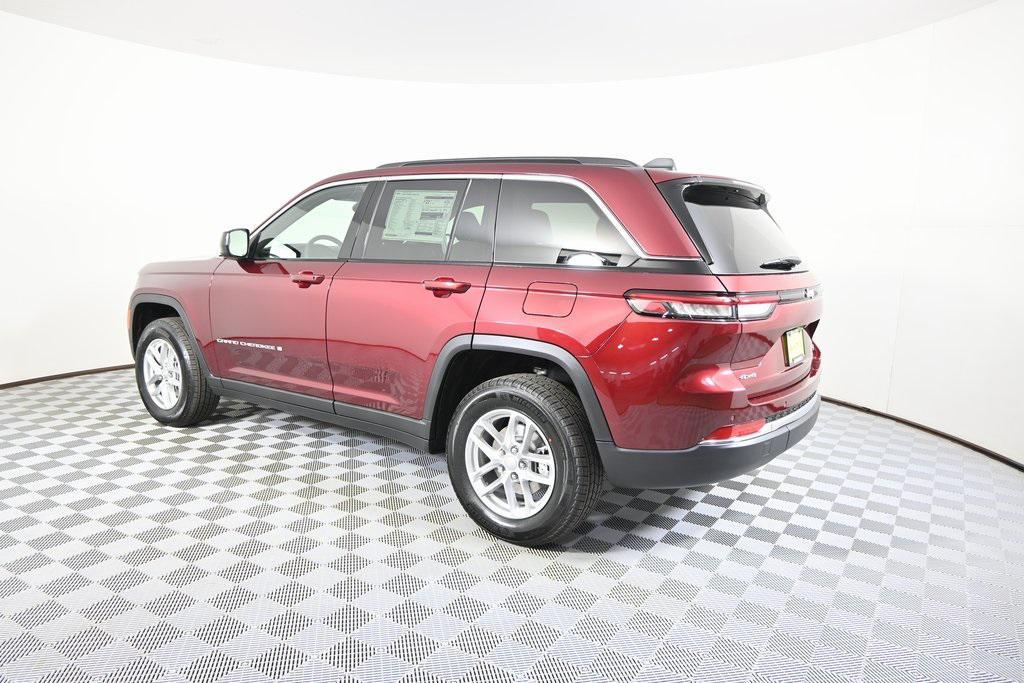 new 2025 Jeep Grand Cherokee car, priced at $37,999