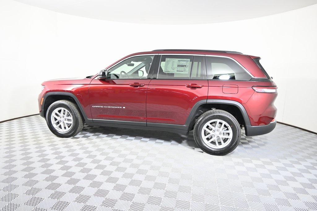 new 2025 Jeep Grand Cherokee car, priced at $37,999