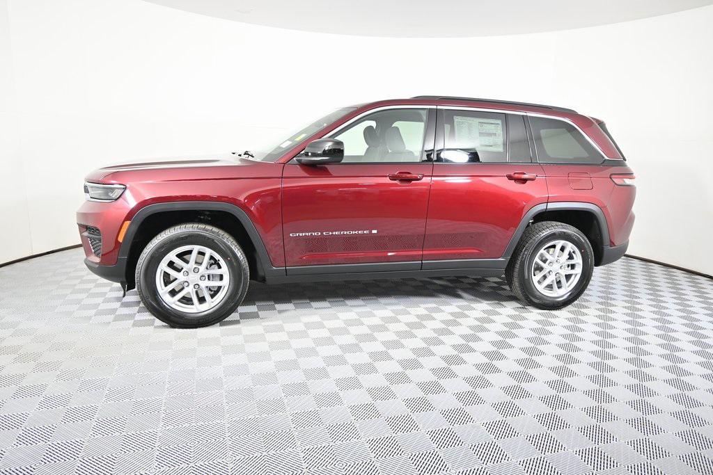 new 2025 Jeep Grand Cherokee car, priced at $37,999