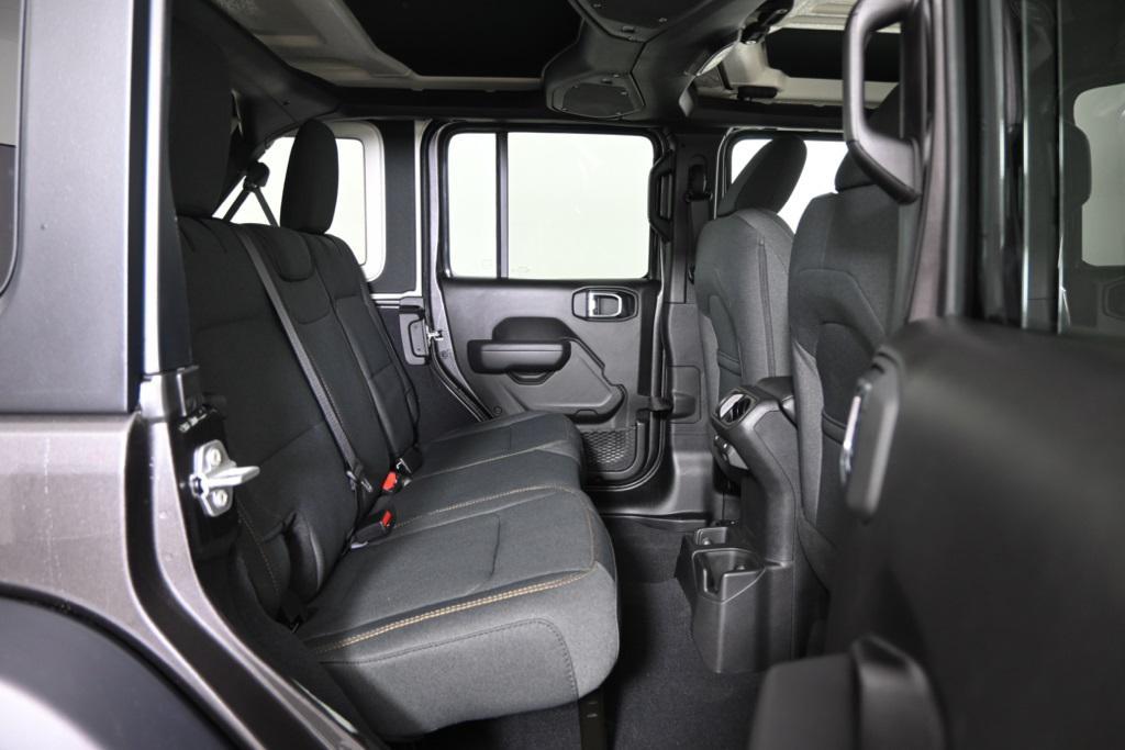 new 2025 Jeep Wrangler car, priced at $44,399