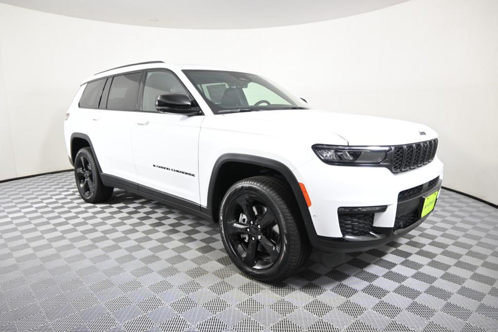 new 2025 Jeep Grand Cherokee L car, priced at $50,199