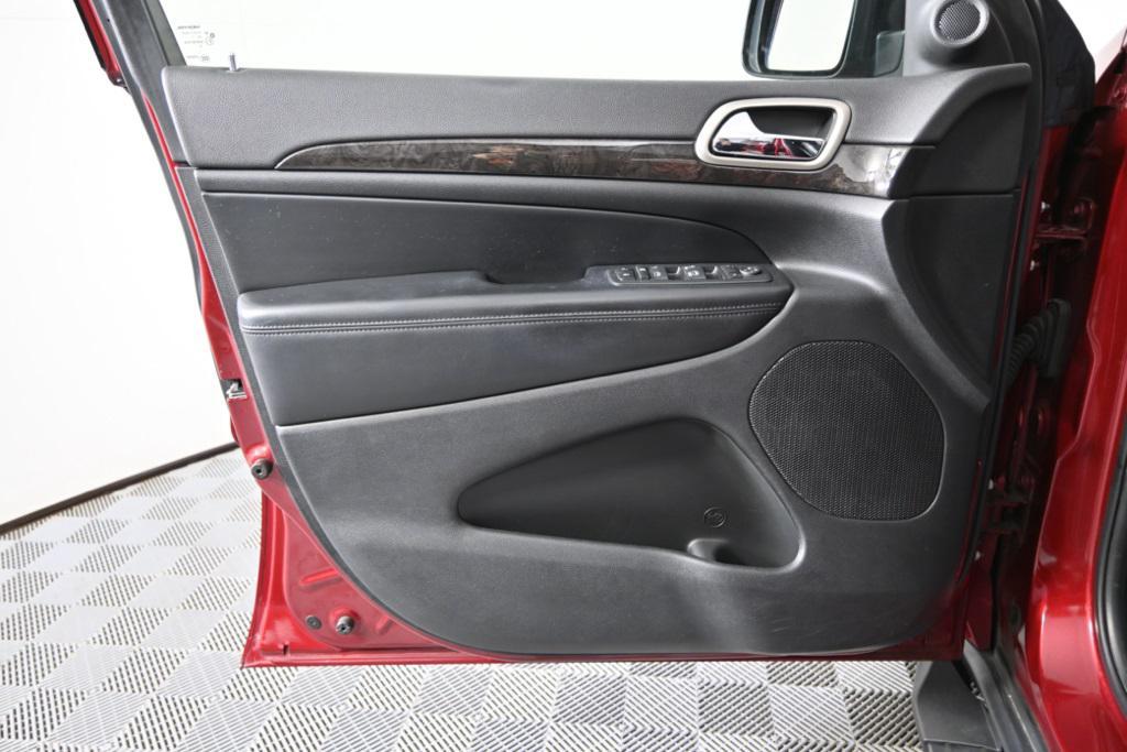 used 2012 Jeep Grand Cherokee car, priced at $8,190