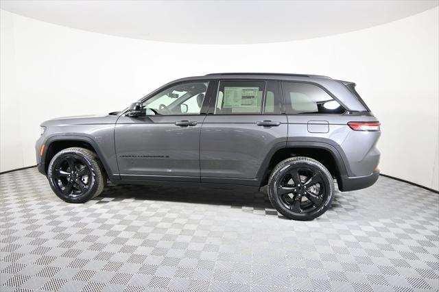 new 2025 Jeep Grand Cherokee car, priced at $50,499