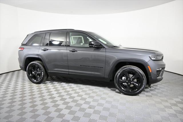 new 2025 Jeep Grand Cherokee car, priced at $50,499