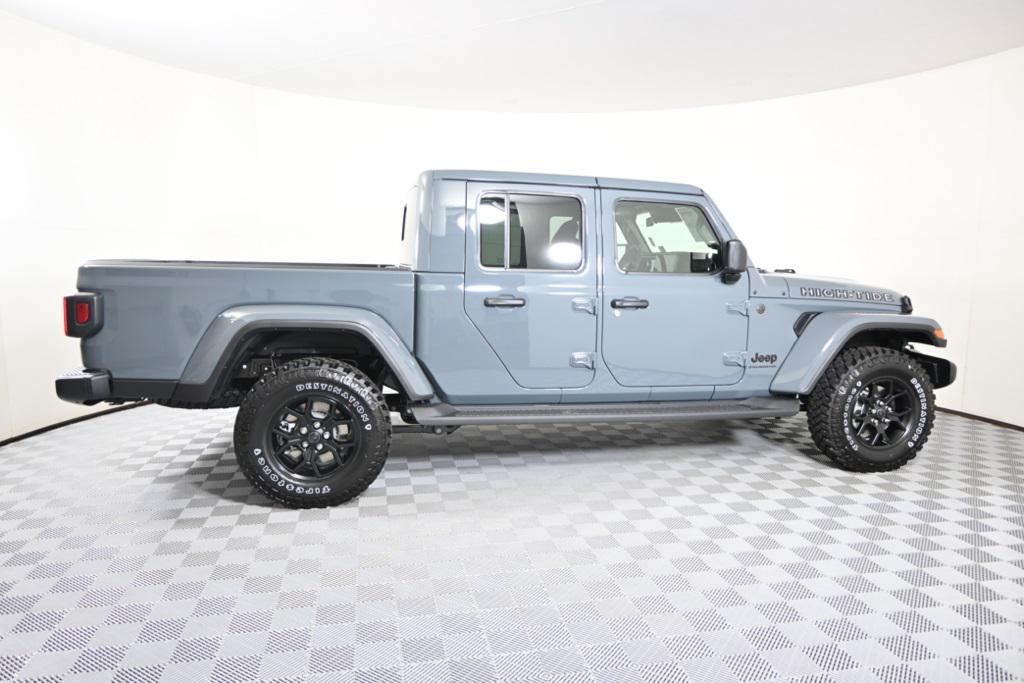new 2025 Jeep Gladiator car, priced at $46,399