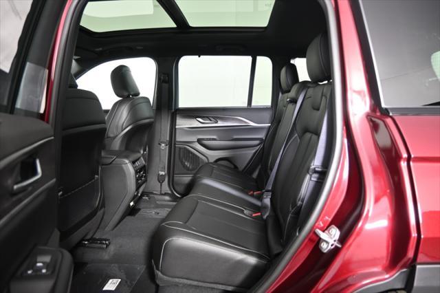 new 2025 Jeep Grand Cherokee car, priced at $47,599