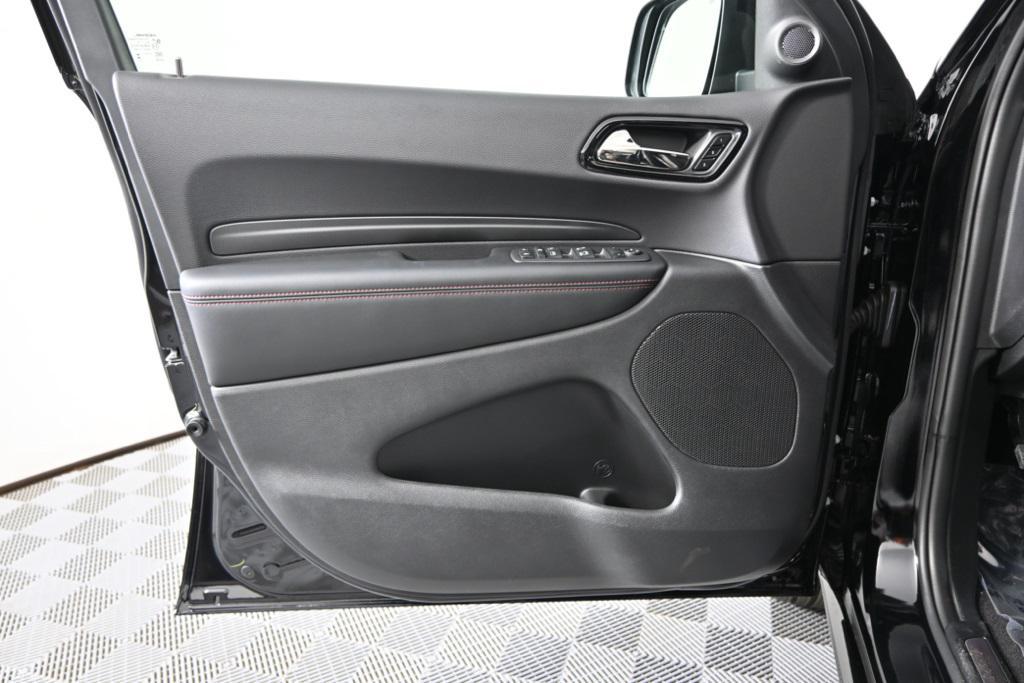 new 2025 Dodge Durango car, priced at $40,499