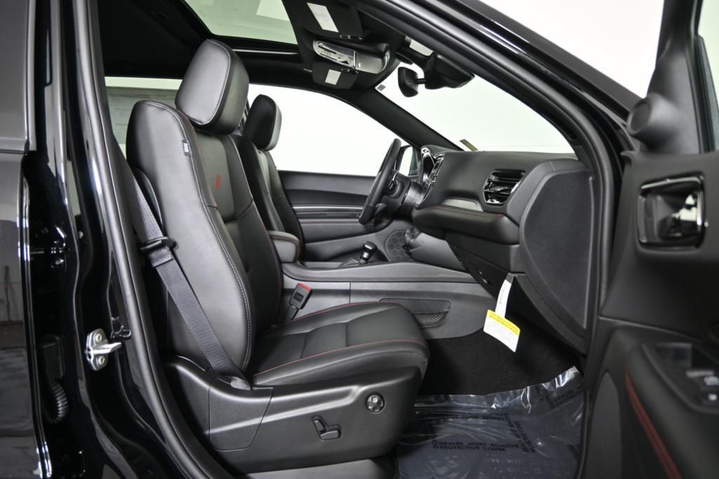 new 2025 Dodge Durango car, priced at $40,499