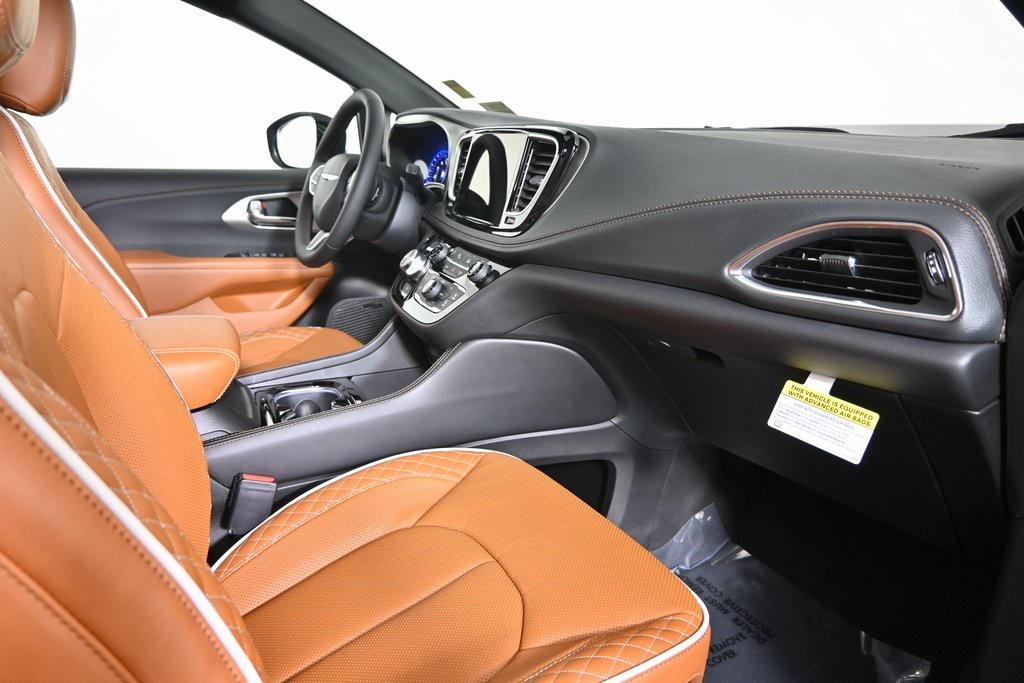 new 2026 Chrysler Pacifica car, priced at $61,225