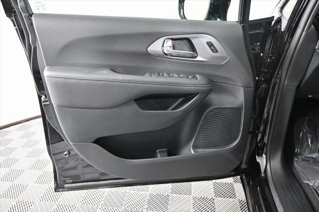 new 2025 Chrysler Pacifica car, priced at $42,999
